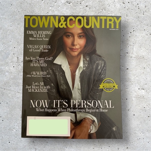 Town and Country Magazine November 2024 Emma Heming Willis Makes Some Noise - Picture 2 of 5